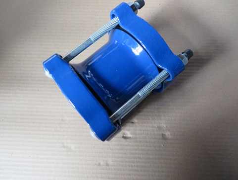 Универсальная муфта(для труб из стали, A.C, PVC, и DI)