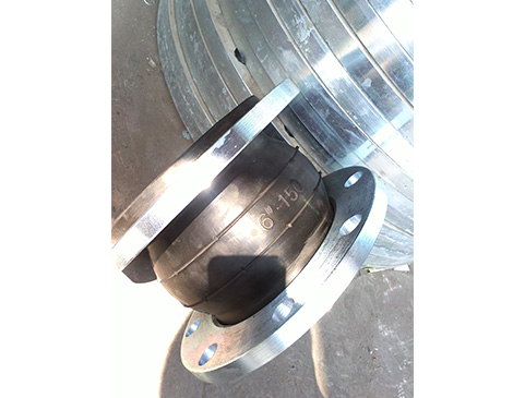 резиновый компенсатор